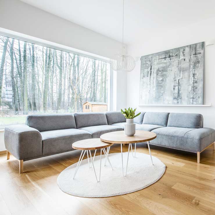 Toledo drywall & remodeling services by Bayside Remodeling. A remodeled living room with new drywall walls.